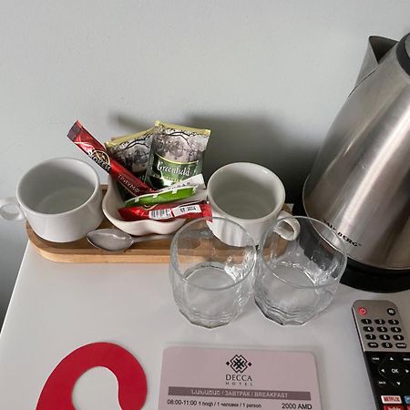 Decca Hotel Jerevan Eksteriør billede