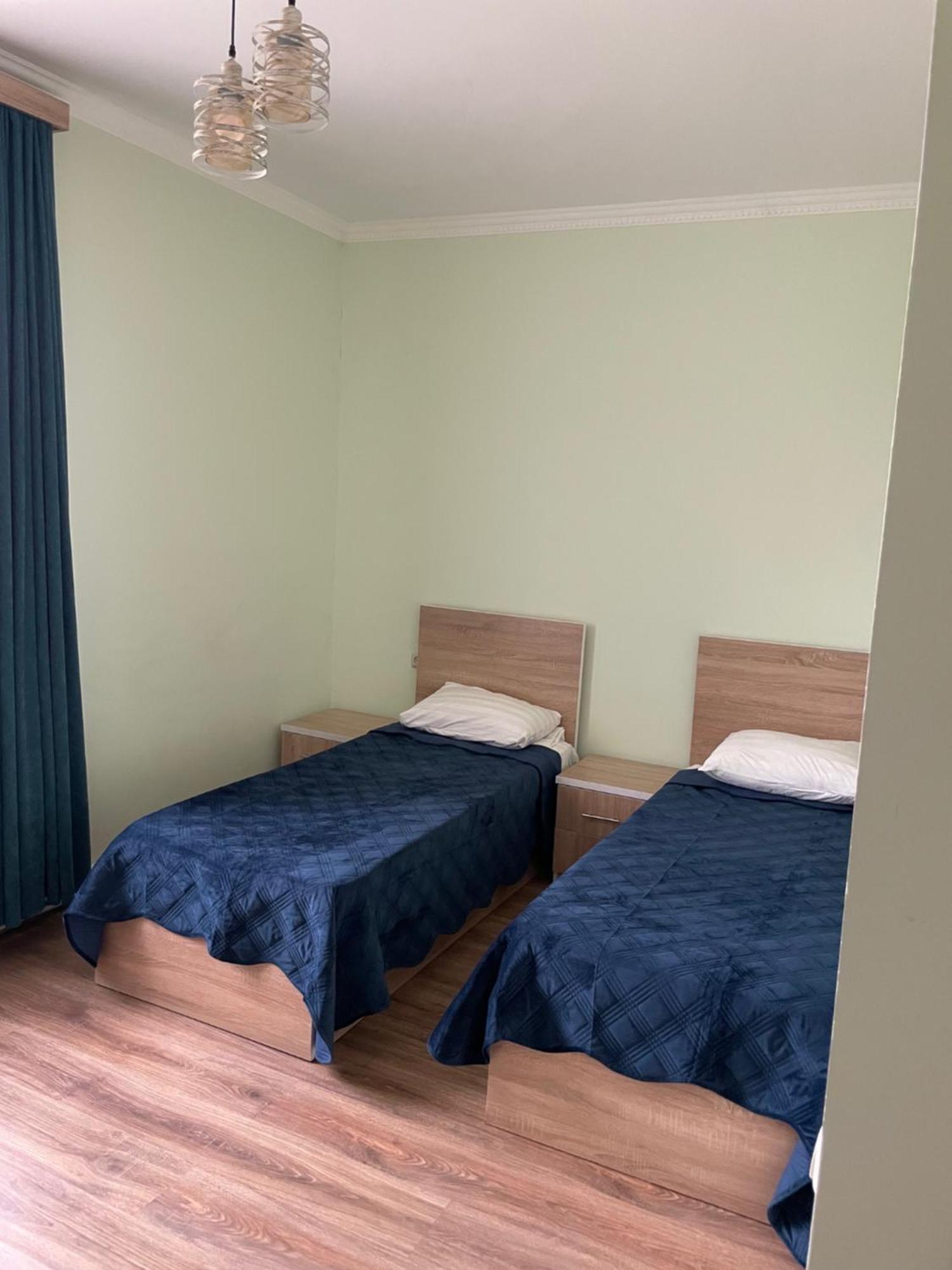 Decca Hotel Jerevan Eksteriør billede