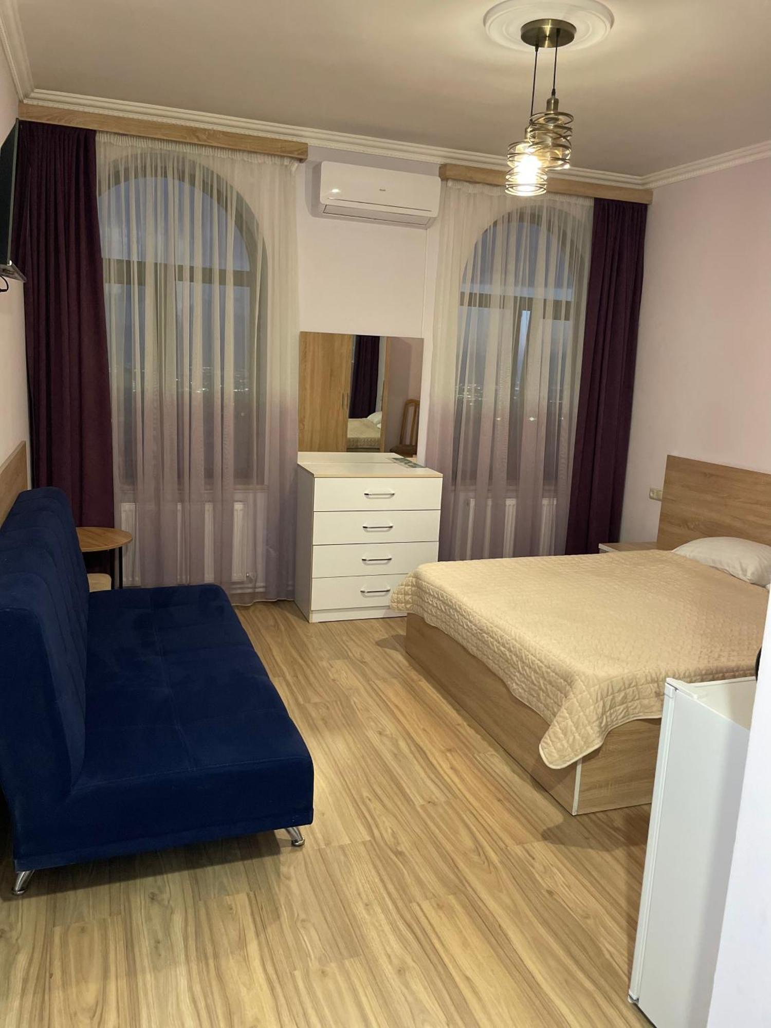Decca Hotel Jerevan Eksteriør billede
